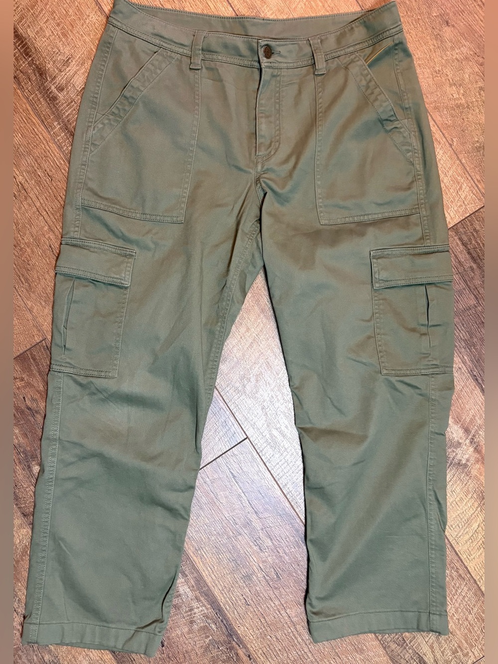 L.L.Bean Olive Green Cargo Ankle Pants 12 Petite Stretch